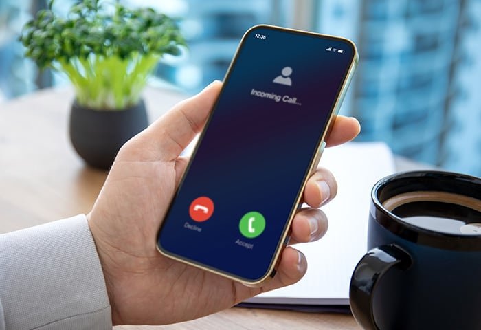 Signal-How-to-Block-Spam-Calls-on-Your-Phones-Thumb